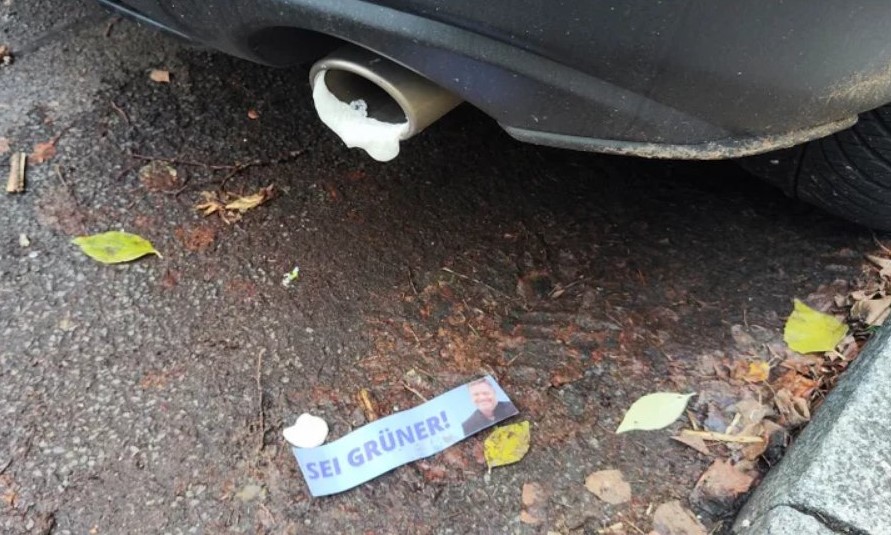 Un român, suspect că a vandalizat sute de mașini în Germania împreună cu alți tineri. O posibilă legătură cu Rusia