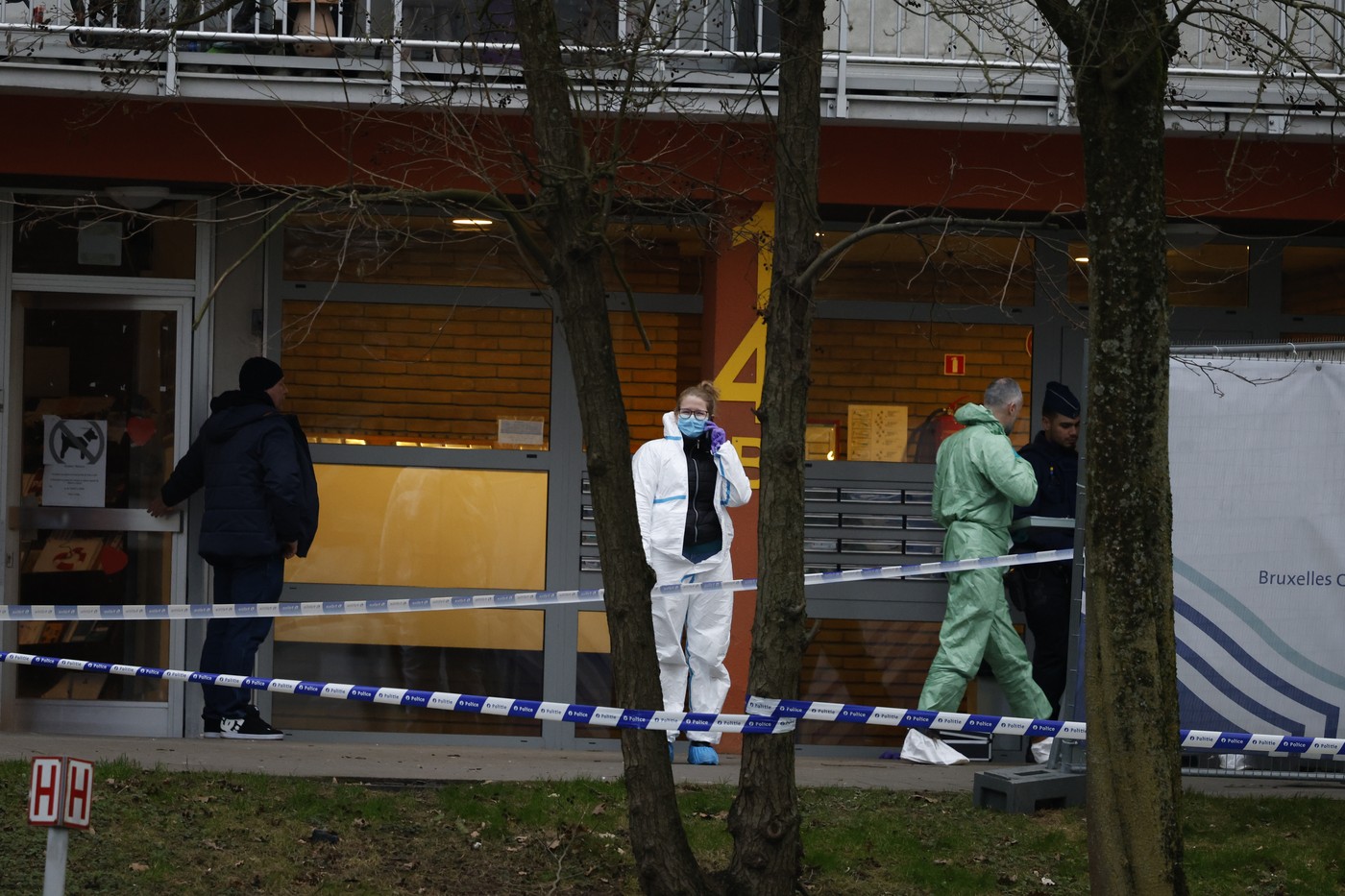 Încă un atac armat în Bruxelles. O persoană a murit
