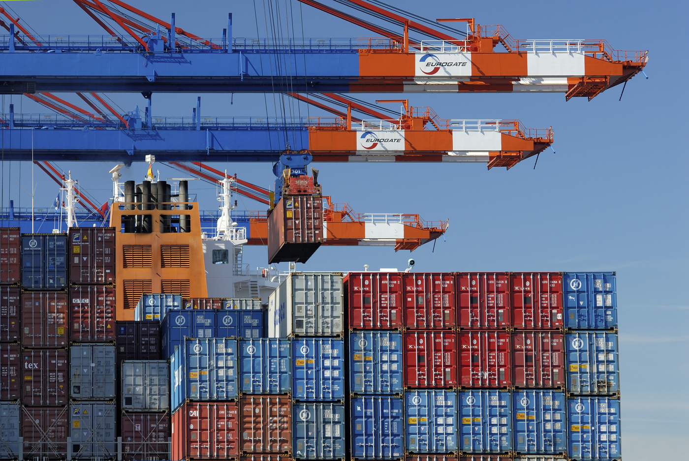 Germania a avut în 2024 un excedent comercial record în relația cu SUA, ceea ce ar putea alimenta tensiunile dintre Trump și UE