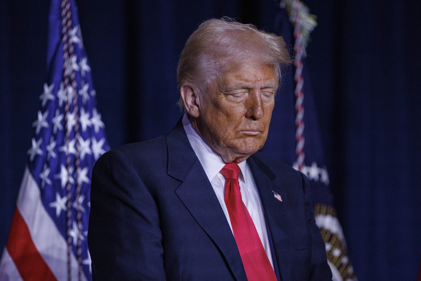 Trump a semnat un ordin de combatere a „prejudecăților anti-creștine”: „Nu ați mai avut asta înainte, este un document foarte puternic”