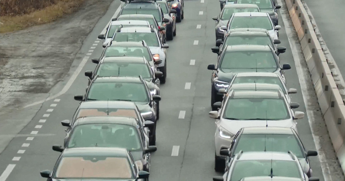 Trafic intens pe Valea Prahovei: Recomandări pentru șoferi