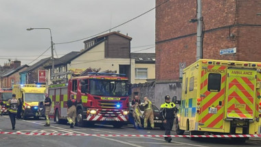 poliție pe o stradă din dublin