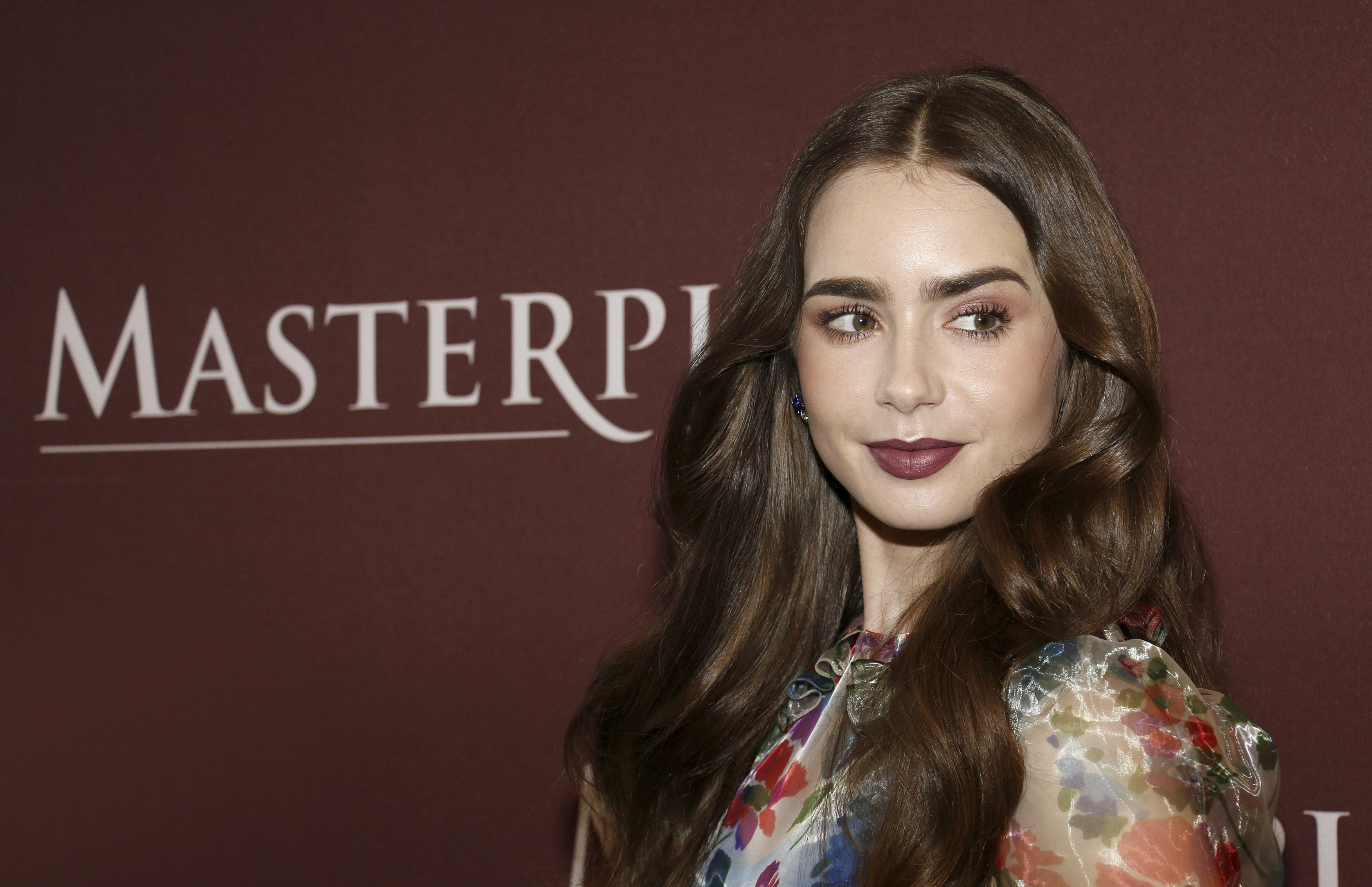 Actriţa Lily Collins anunţă naşterea primului copil cu ajutorul unei mame surogat. Ce fotografie a postat starul