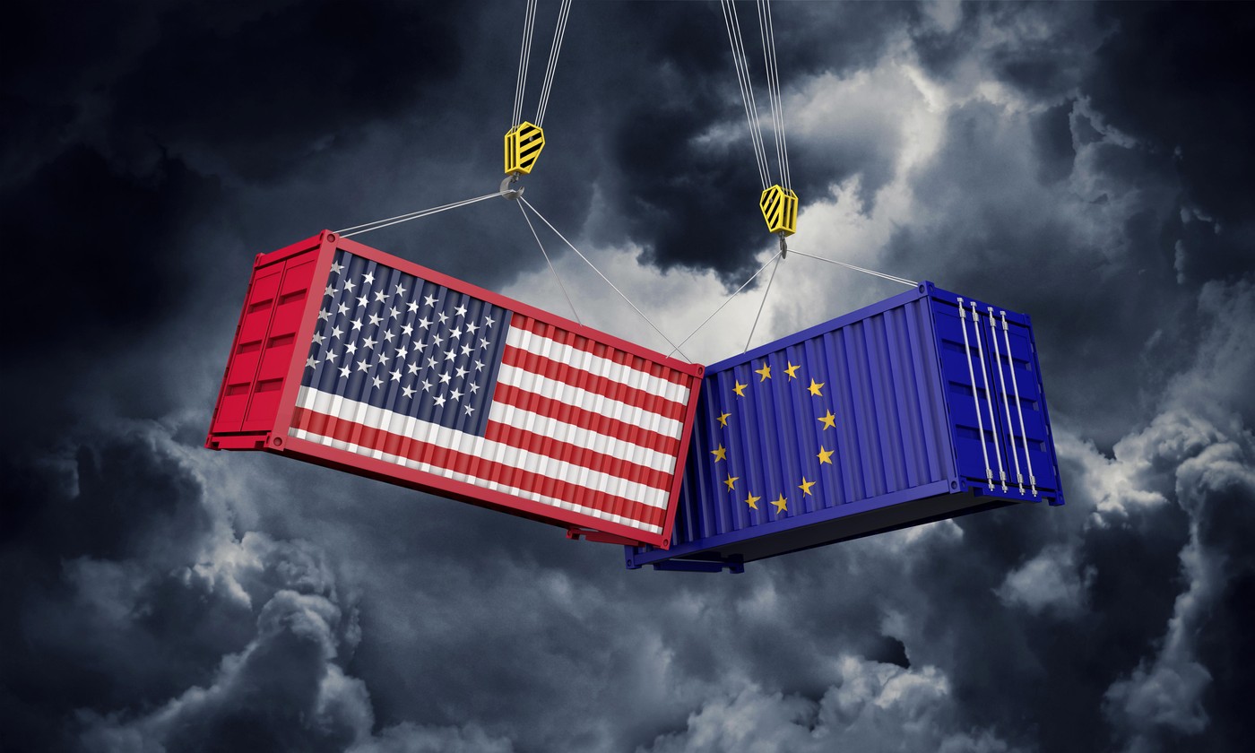 UE critică taxele vamale aplicate de Trump pentru Canada, Mexic și China și amenință că va „riposta ferm” dacă va fi vizată de tarife