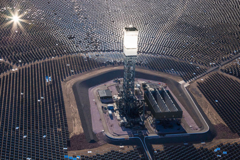 Nipton,,California,/,Usa-,August,30th,2016:,Ivanpah,Concentrated,Solar