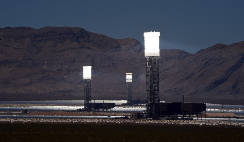 cetrală-solară-ivanpah-mojave-7