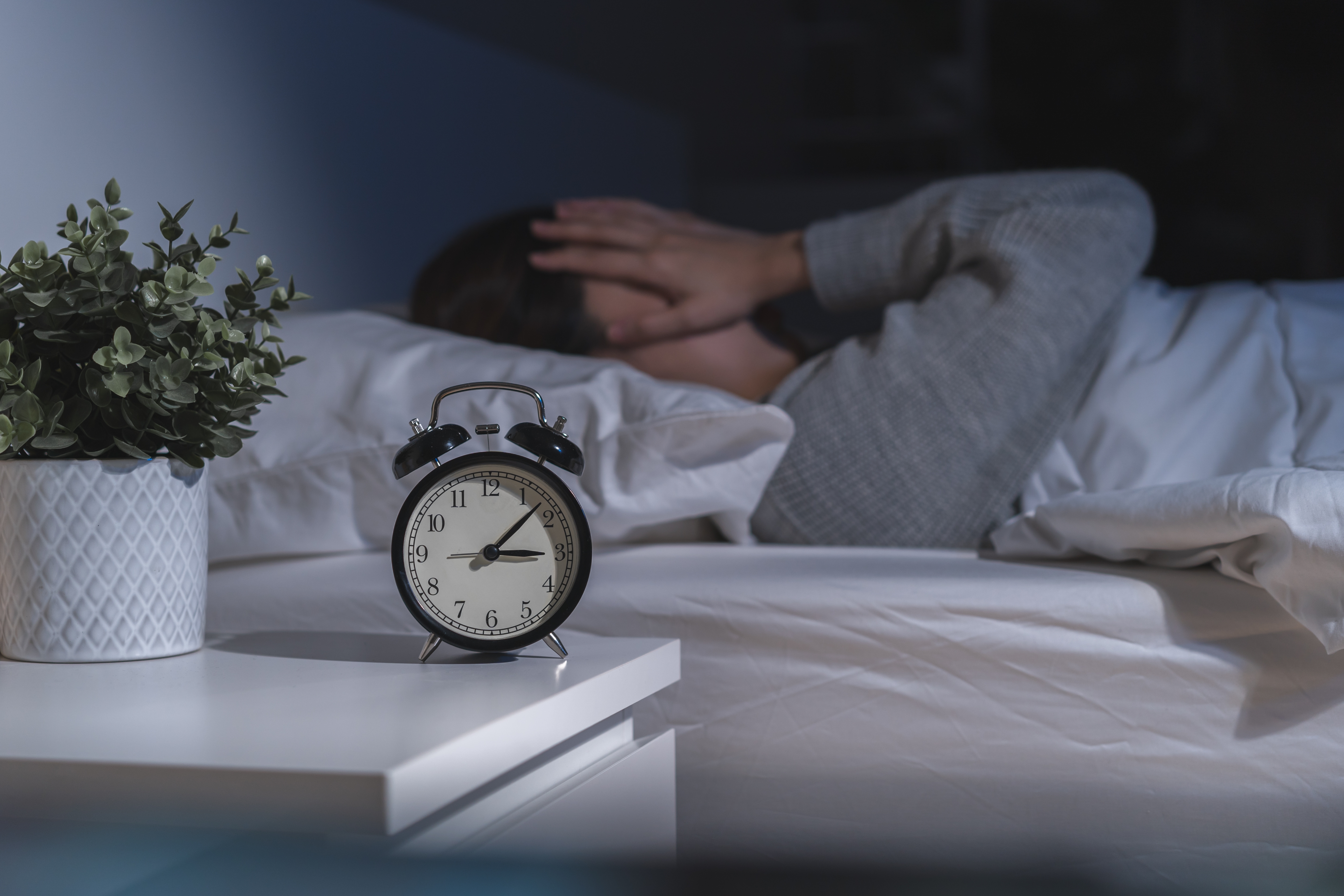 Ora potrivită pentru somnul de noapte. Ce spun medicii despre necesarul de somn în funcție de vârstă și temperatura ideală în cameră