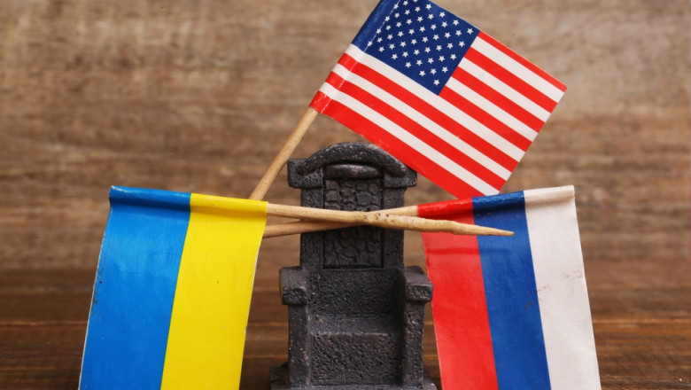 Chair,And,Flags,Of,Ukraine,And,Russia.concepts,Of,Peace,Negotiations