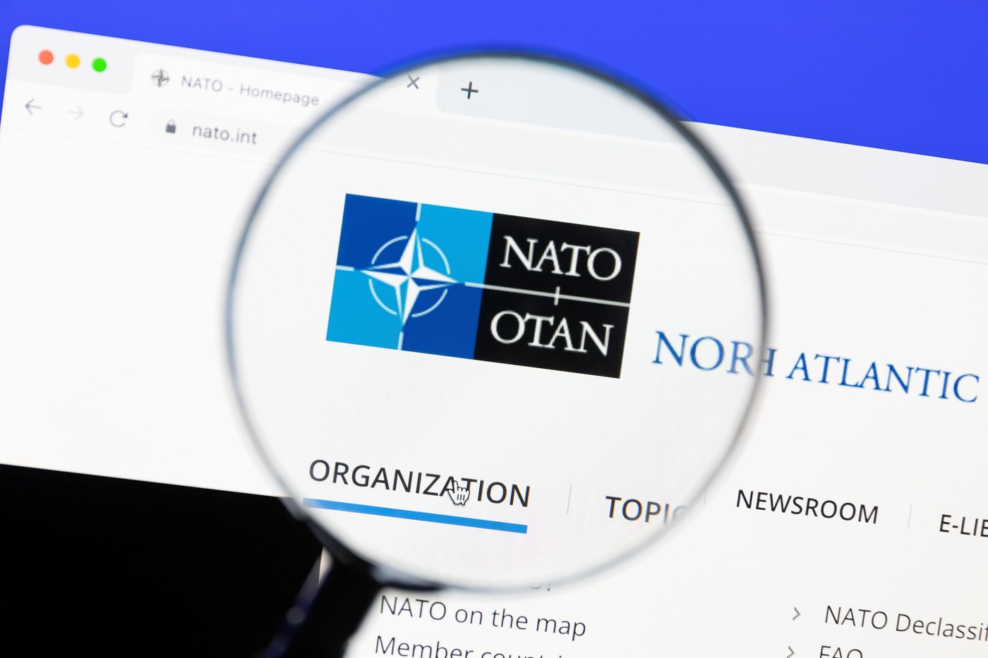 Cheltuielile militare sunt din nou puse sub lupă de Trump. Ce buget are NATO și cât investesc SUA și europenii în apărare