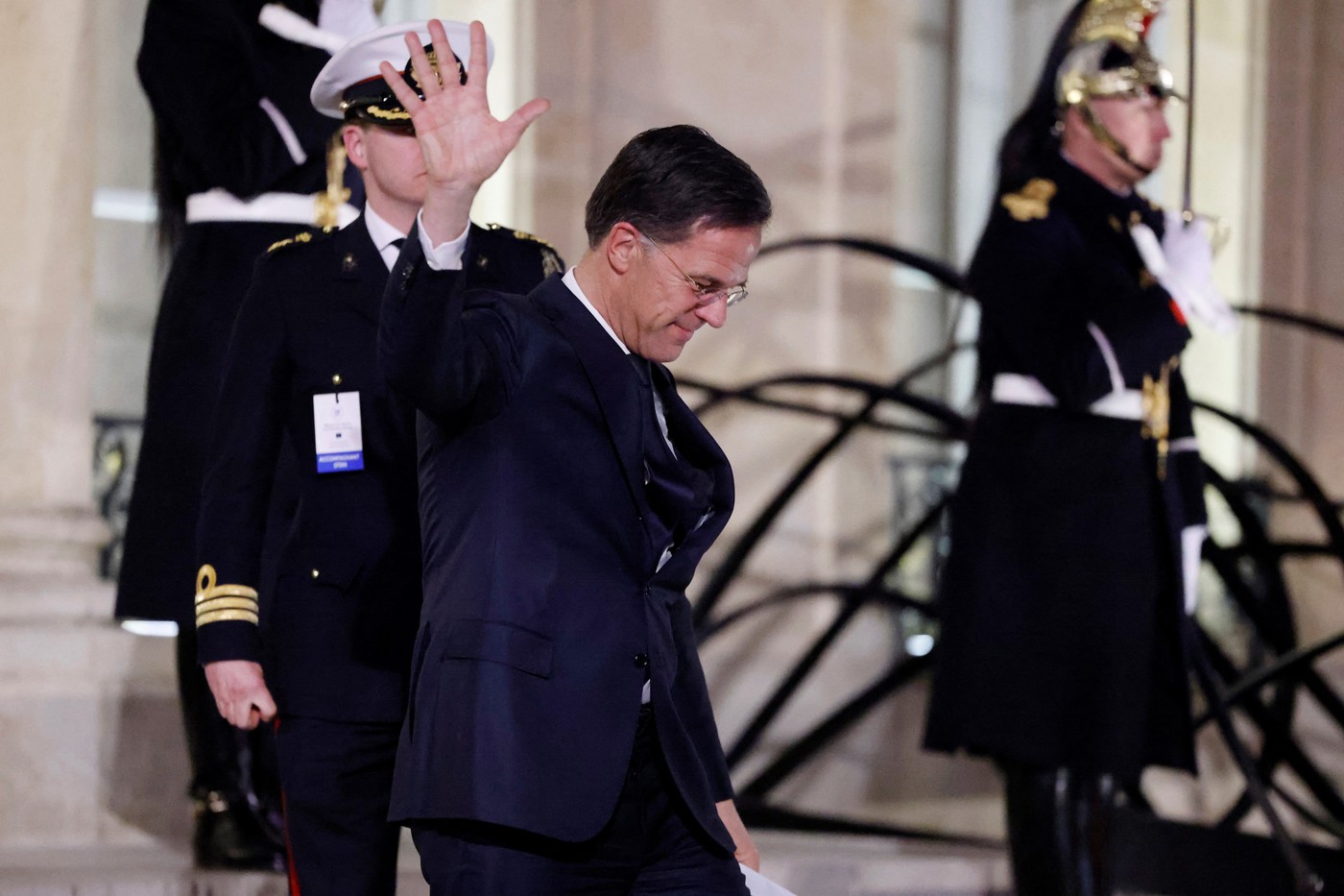 Șeful NATO, Mark Rutte, anunță că Europa „este pregătită să își asume garanții de securitate pentru Ucraina”
