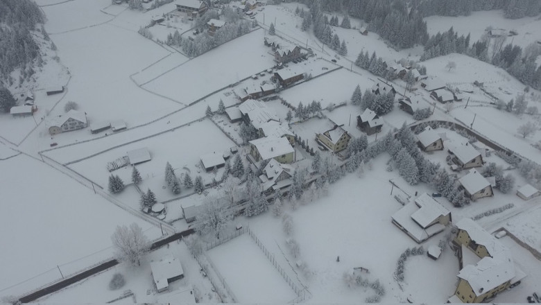 fundata brasov vedere drona
