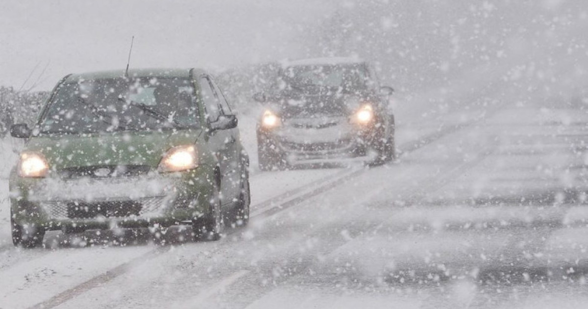 Cod galben de ninsori și vânt puternic în prima zi de Crăciun: Trafic blocat în Olt!