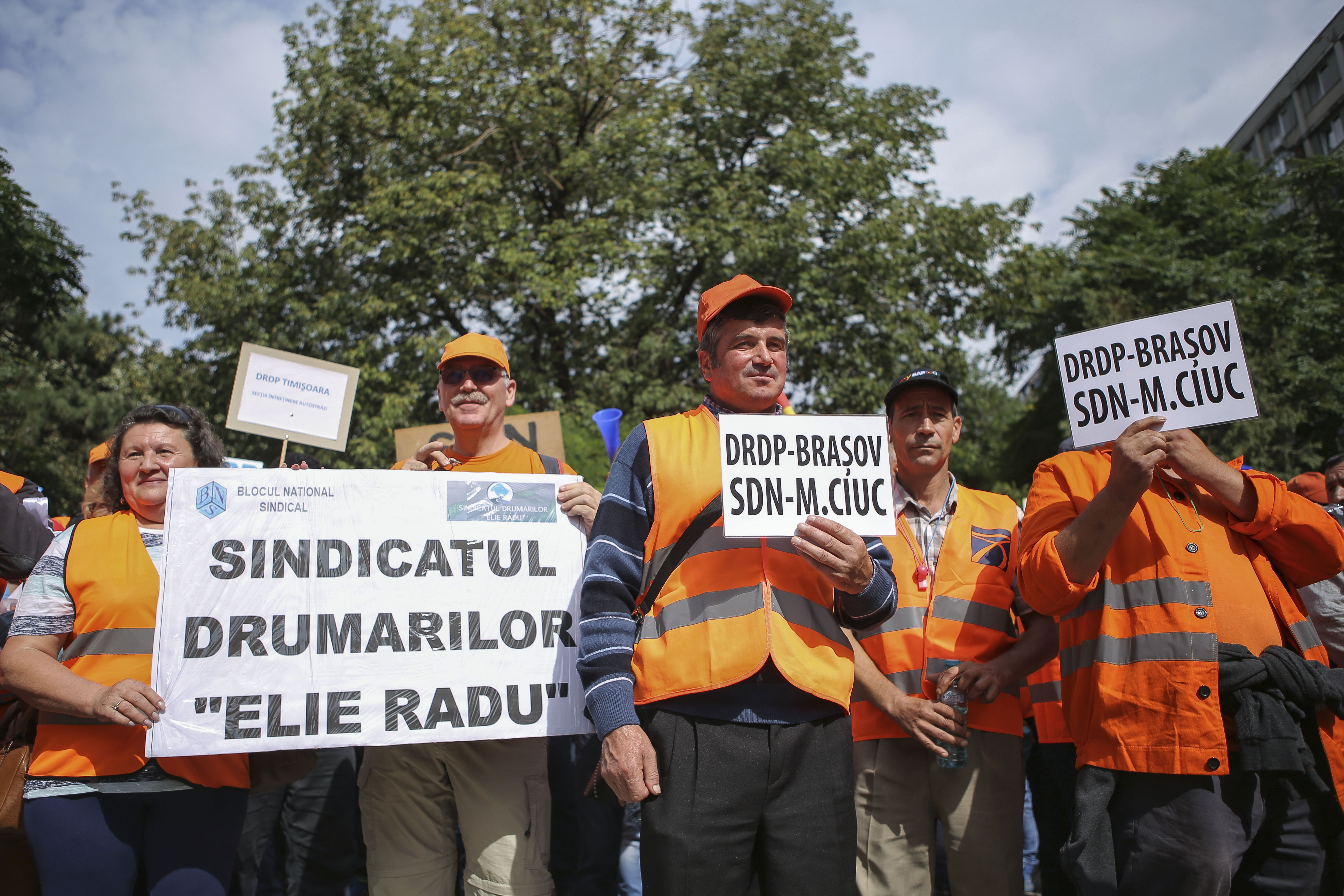 Drumarii amenință cu proteste. „Dacă guvernanții nu iau măsuri rapide, vom bloca activitatea și vom manifesta în toată țara”