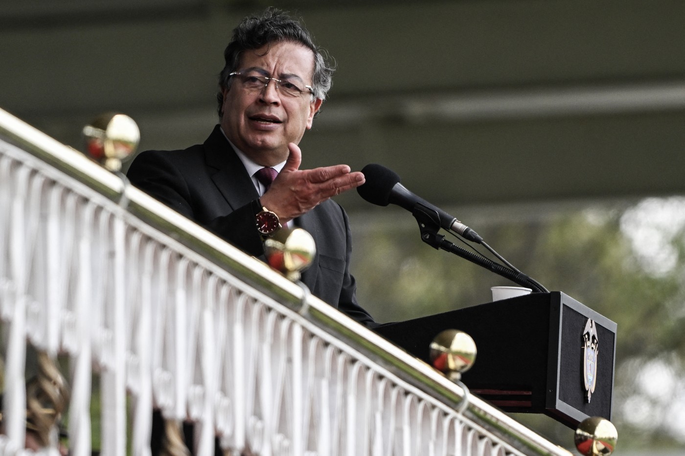 Columbia anunță că nu mai cumpără arme din SUA, pentru că a fost scoasă de pe lista ţărilor implicate în lupta împotriva drogurilor