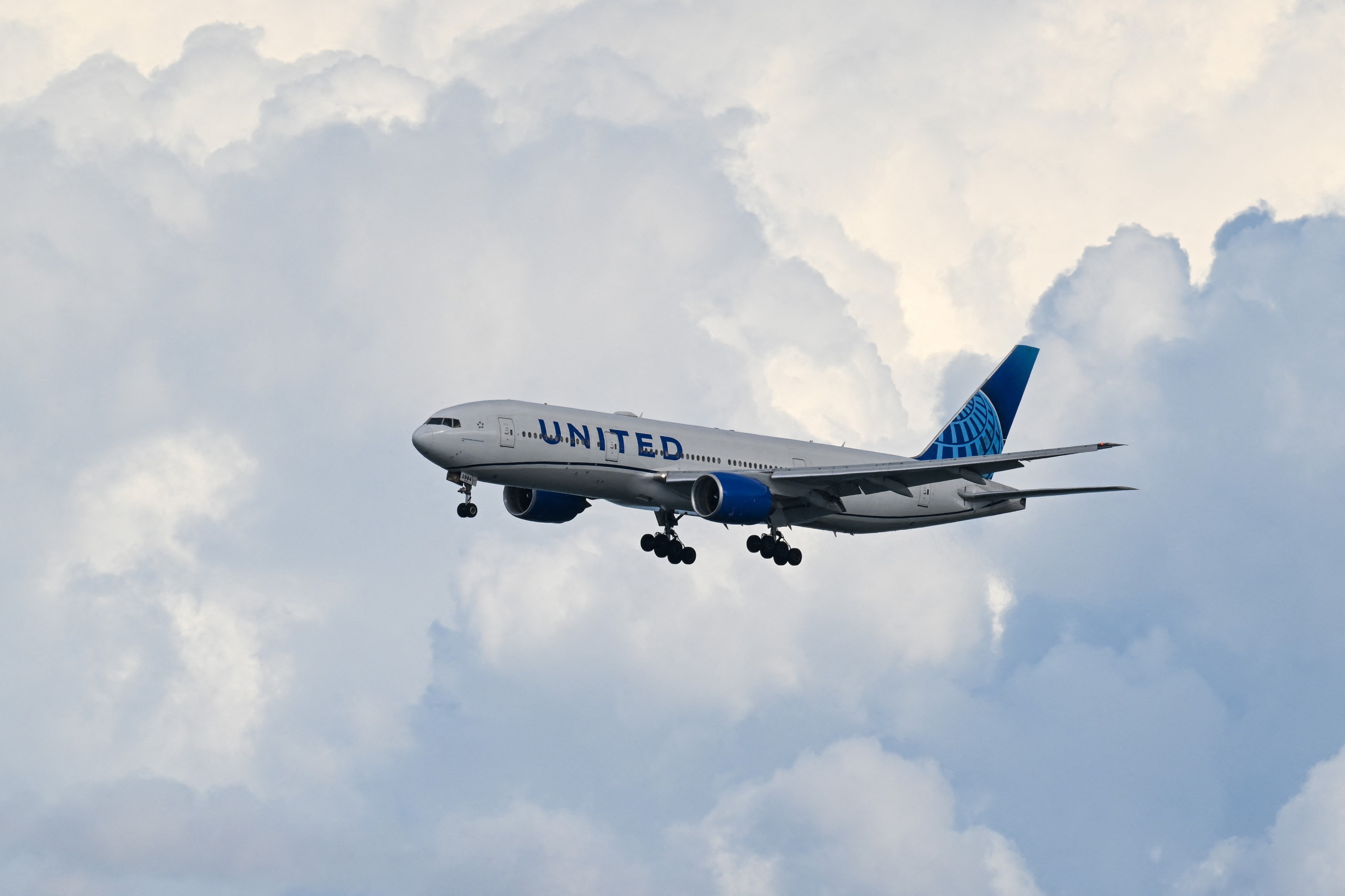 Sute de pasageri au rămas blocați pe o insulă înghețată din Canada pentru un weekend, după ce avionul în care se aflau a fost deviat