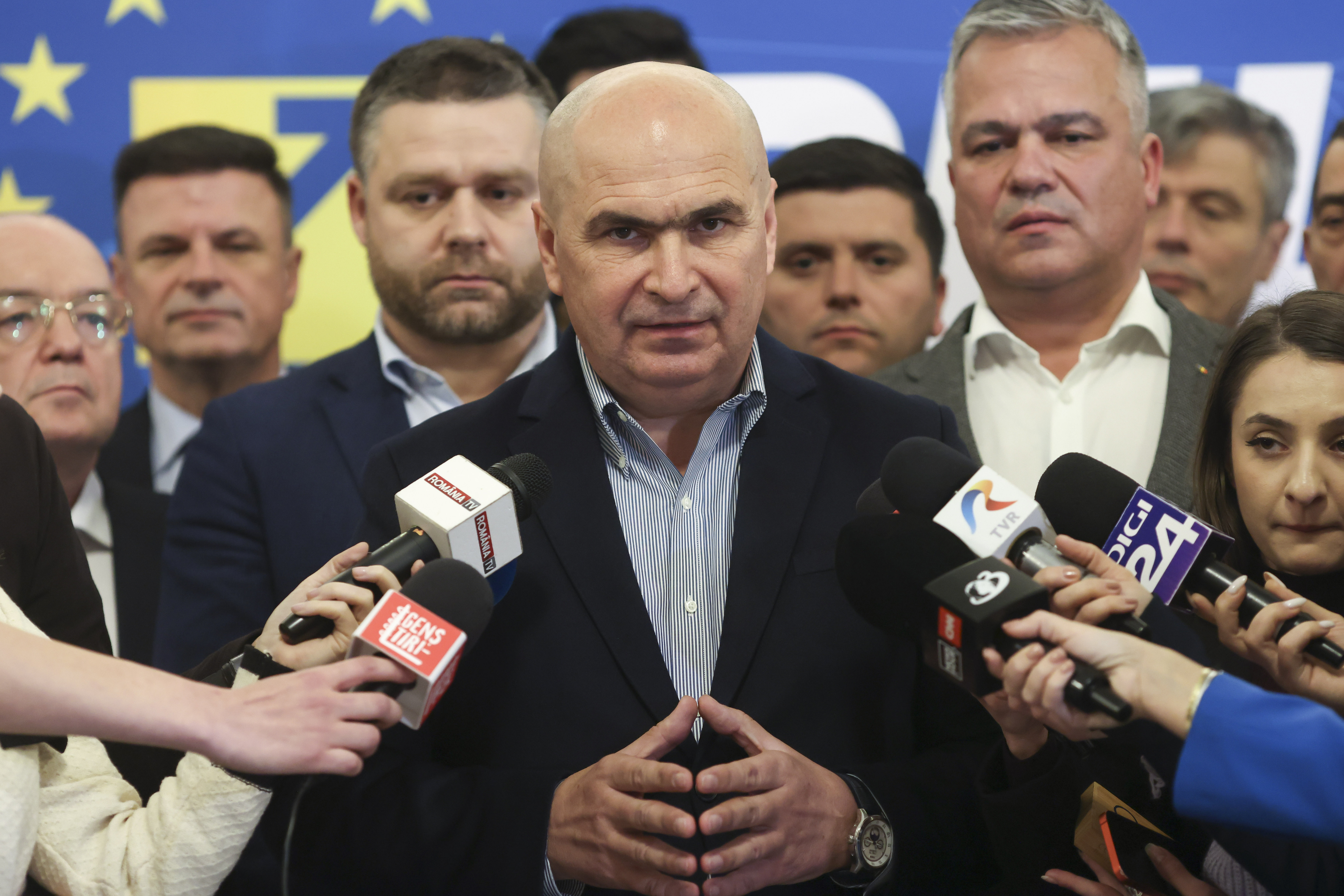 Ședință PNL la Vila Lac. Liberalii decid cu ce mandat merg la negocierile cu Nicușor Dan. Participă și Ilie Bolojan
