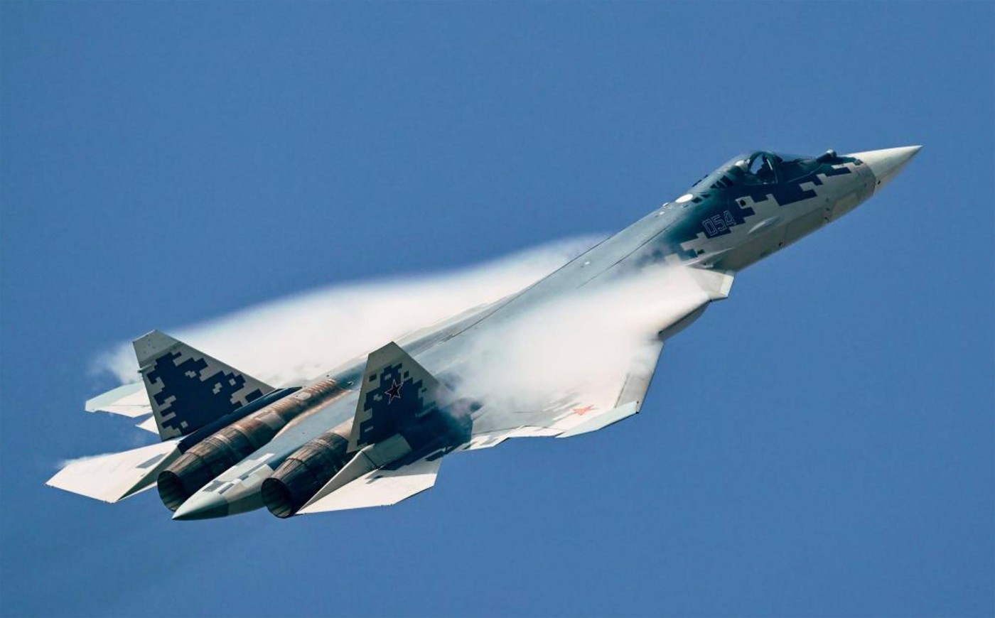Rusia „înarmează” India: vrea să-i vândă avioane de luptă Suhoi SU-57. Când merge Vladimir Putin la New Delhi