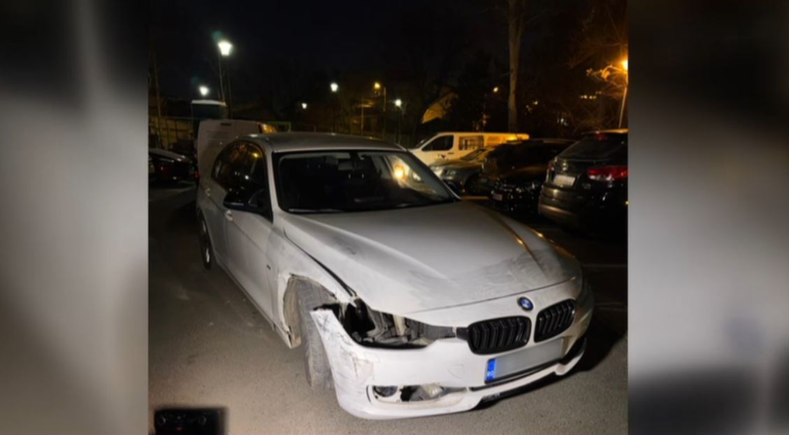 Mașină furată dintr-o parcare din Sectorul 5, găsită într-o altă parcare. Proprietarul lăsase portiera descuiată și cheia în interior