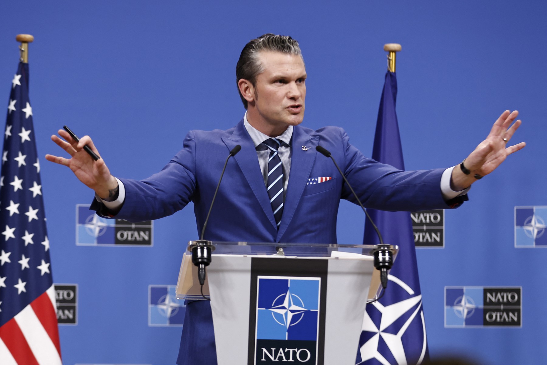 Pete Hegseth, la NATO: Europa trebuie să fie responsabilă pentru apărarea sa. „Nu-l luați pe Donald Trump de fraier”