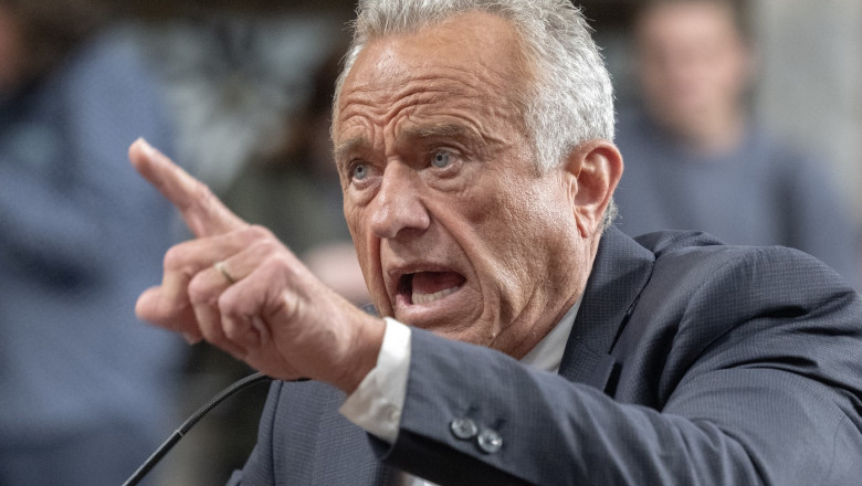 Un judecător federal blochează noul calendar de vaccinare pentru copii propus de Robert F. Kennedy Jr.