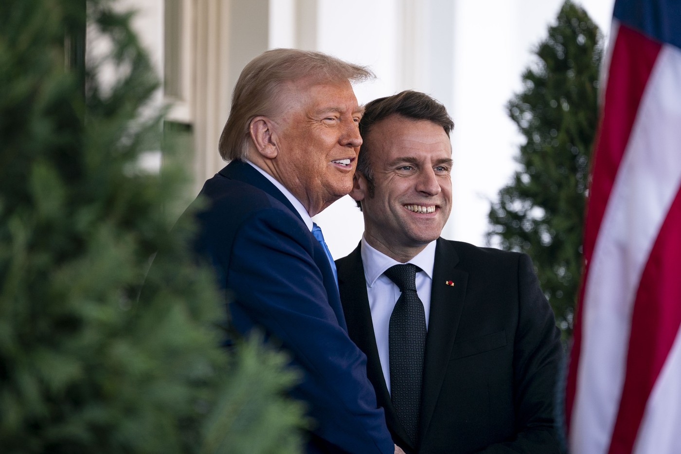 Vizita lui Macron la Casa Albă. Cum a încercat să îl convingă pe Trump că Europa trebuie să participe la un acord de pace în Ucraina