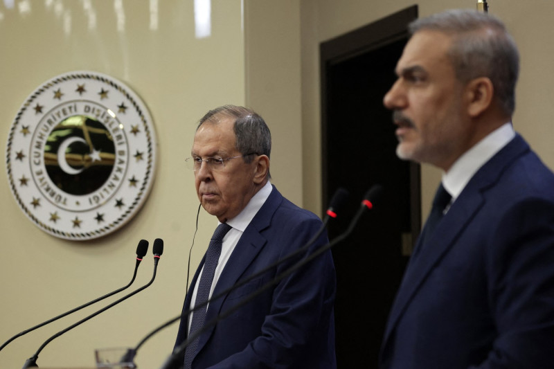 lavrov si Hakan Fidan