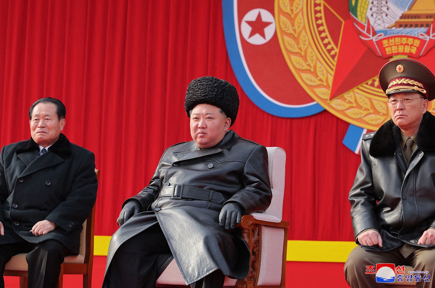 Kim Jong Un a inspectat academiile militare și a ordonat construirea unei armate puternice, gata de război