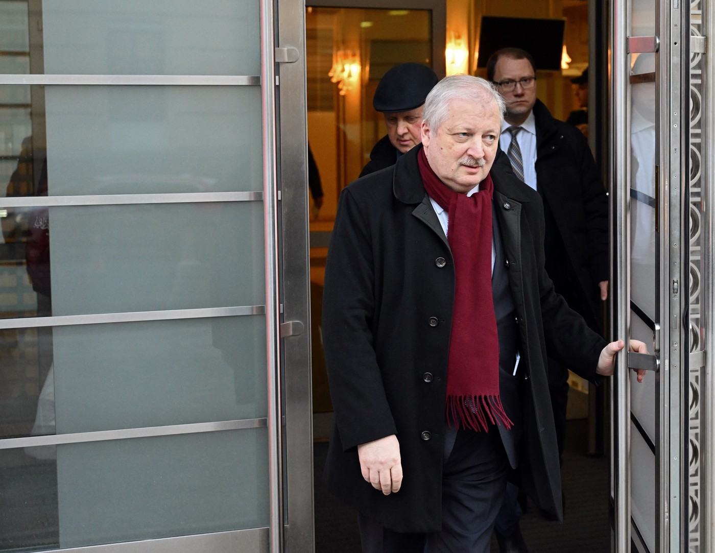 SUA a aprobat numirea noului ambasador al Rusiei la Washington. Cine este Aleksandr Darciev