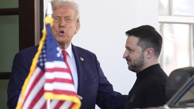 Donald Trump welcomes Volodymyr Zelensky - Washington, United States - 28 Feb 2025