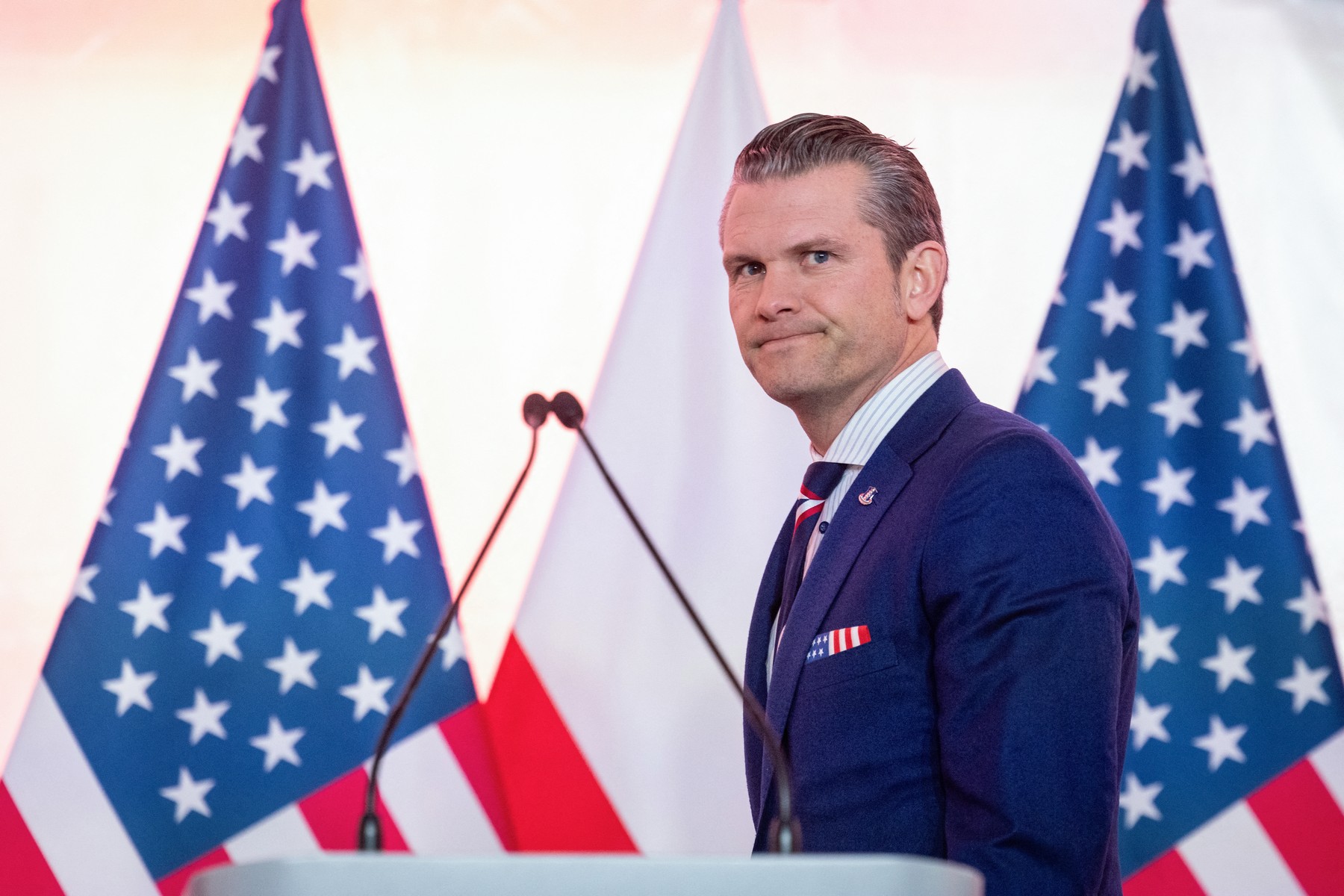 Administraţia Trump vrea să reducă bugetul Pentagonului cu „zeci de miliarde de dolari”. Care sunt sectoarele care vor face excepție