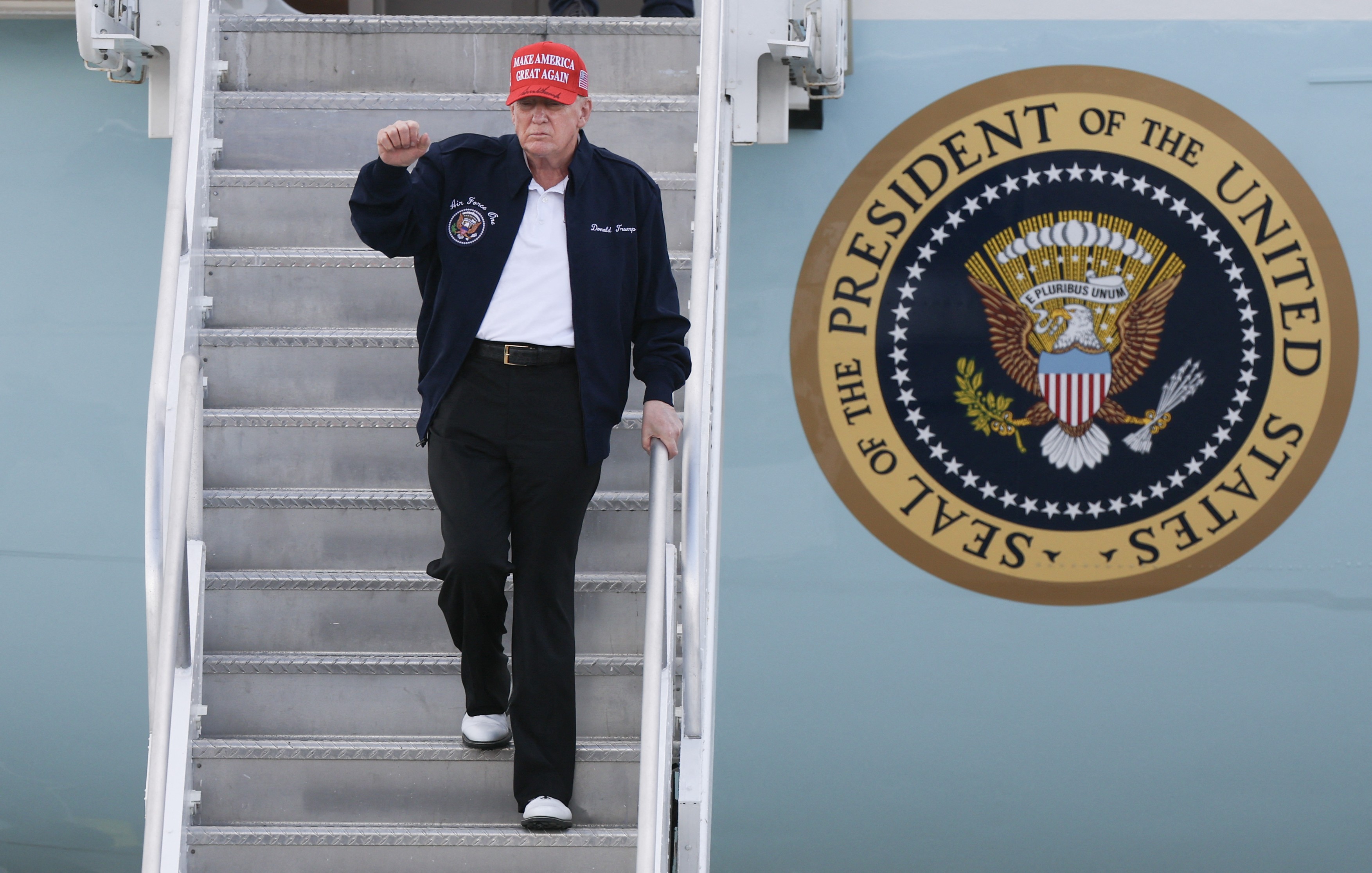 Trump se declară nemulțumit de Boeing și amenință că ar putea cumpăra de la alt producător avioanele Air Force One