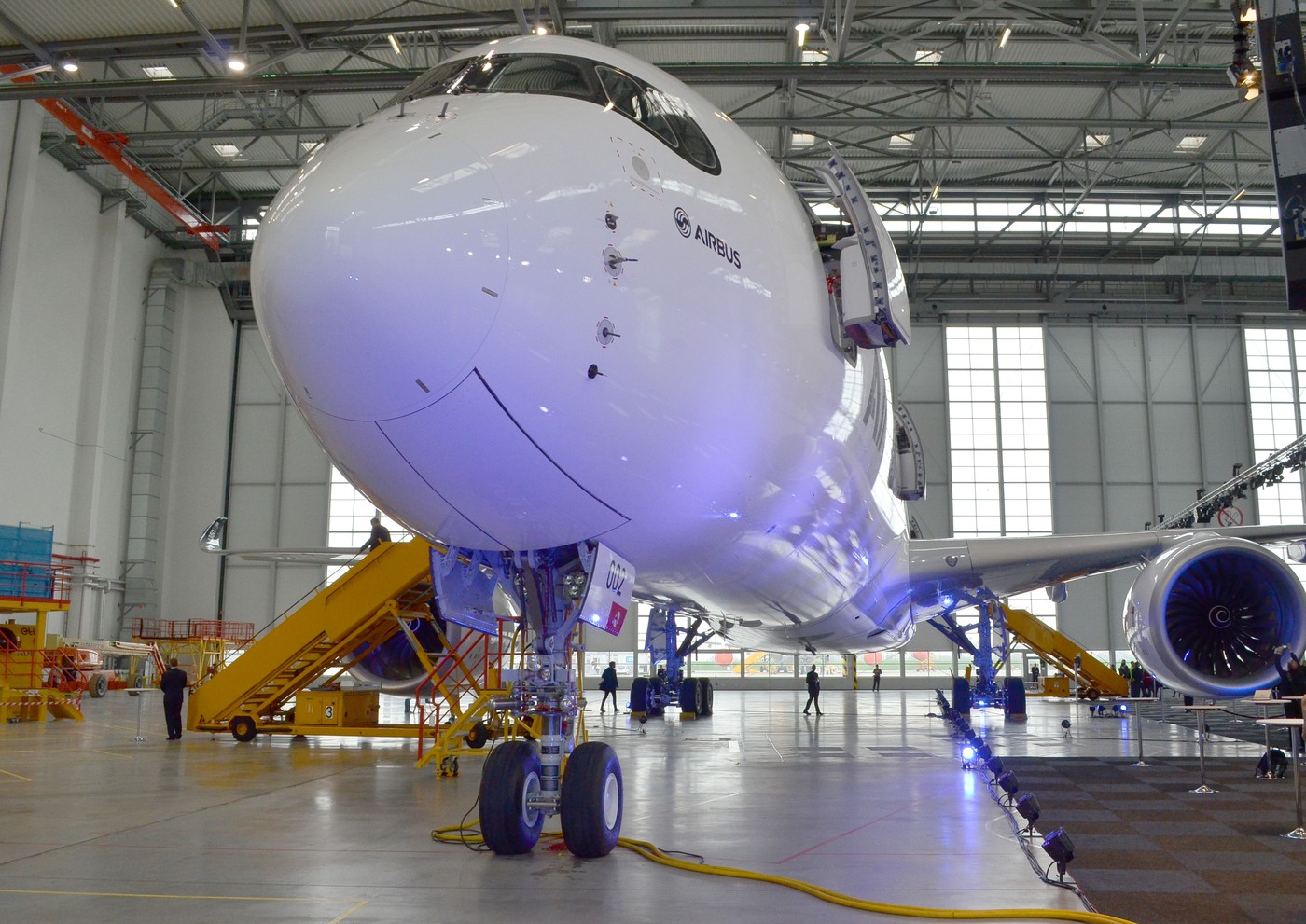 Efecte ale tarifelor lui Trump: Producătorul francez de avioane Airbus vrea să prioritizeze livrările către clienții din afara SUA
