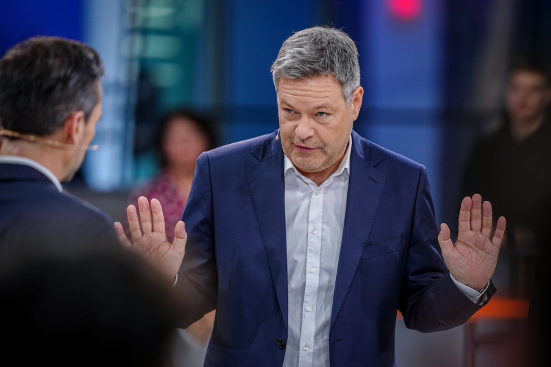 ZDF Morgenmagazin with interviews with top candidates