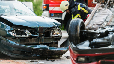 pompier intervine la un accident rutier