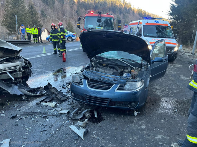 accident pe DN1 sursa ISU Prahova 060325 (3)