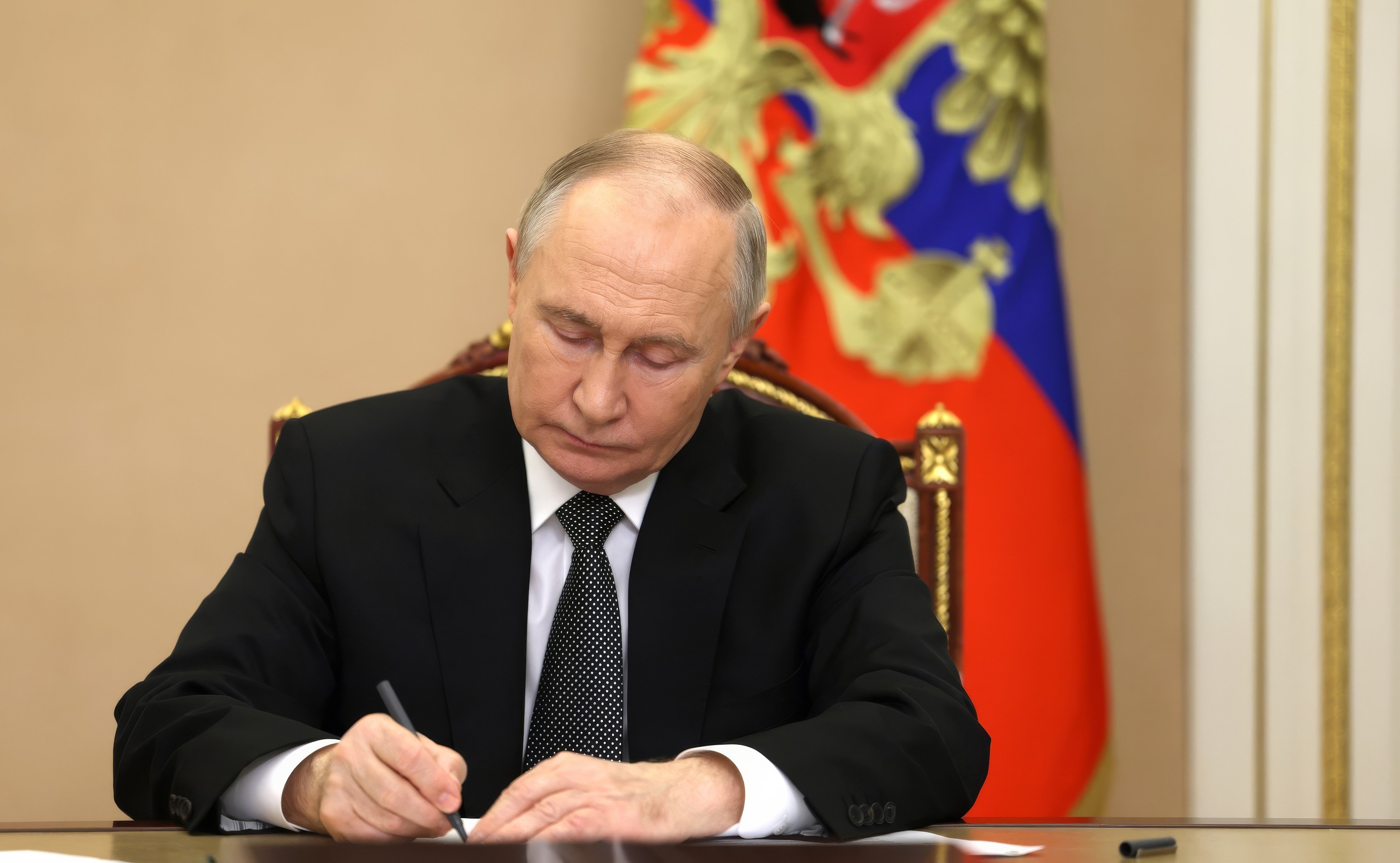 Moscova a pus capăt acordului cu Washington privind reprocesarea plutoniului nuclear. Decretul, semnat de Vladimir Putin