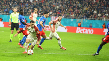 faza de joc din meciul fcsb - lyon