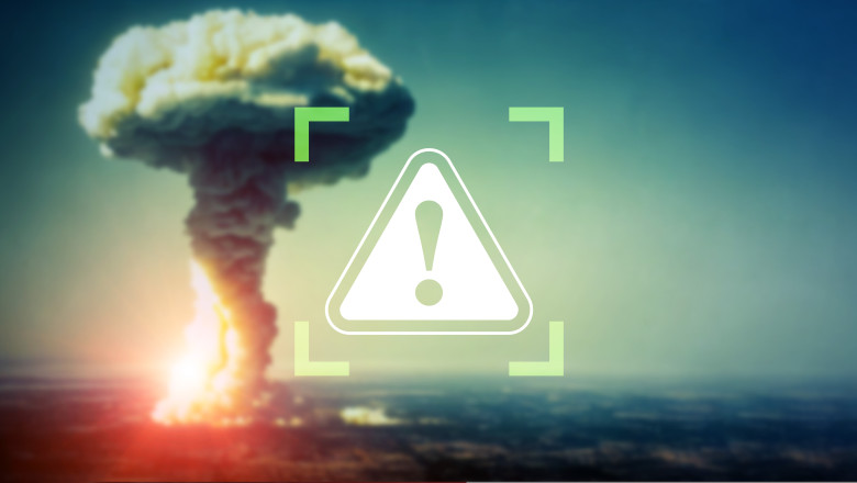 Threat,Of,Nuclear,Attack.,Warning,Icon.