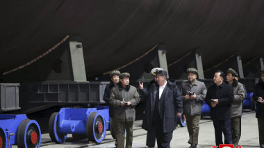 Kim Jong Un a inspectat un șantier unde va fi construit un submarin cu propulsie nucleară