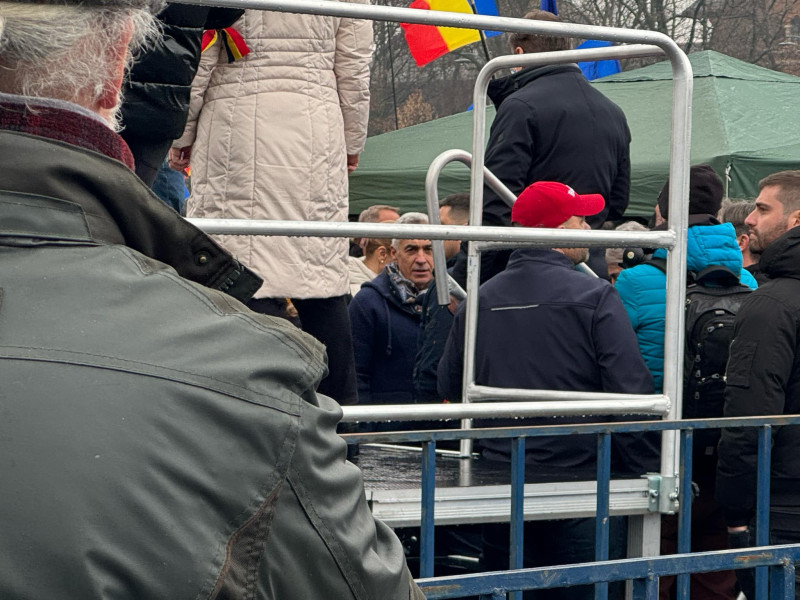 calin georgescu protest AUR