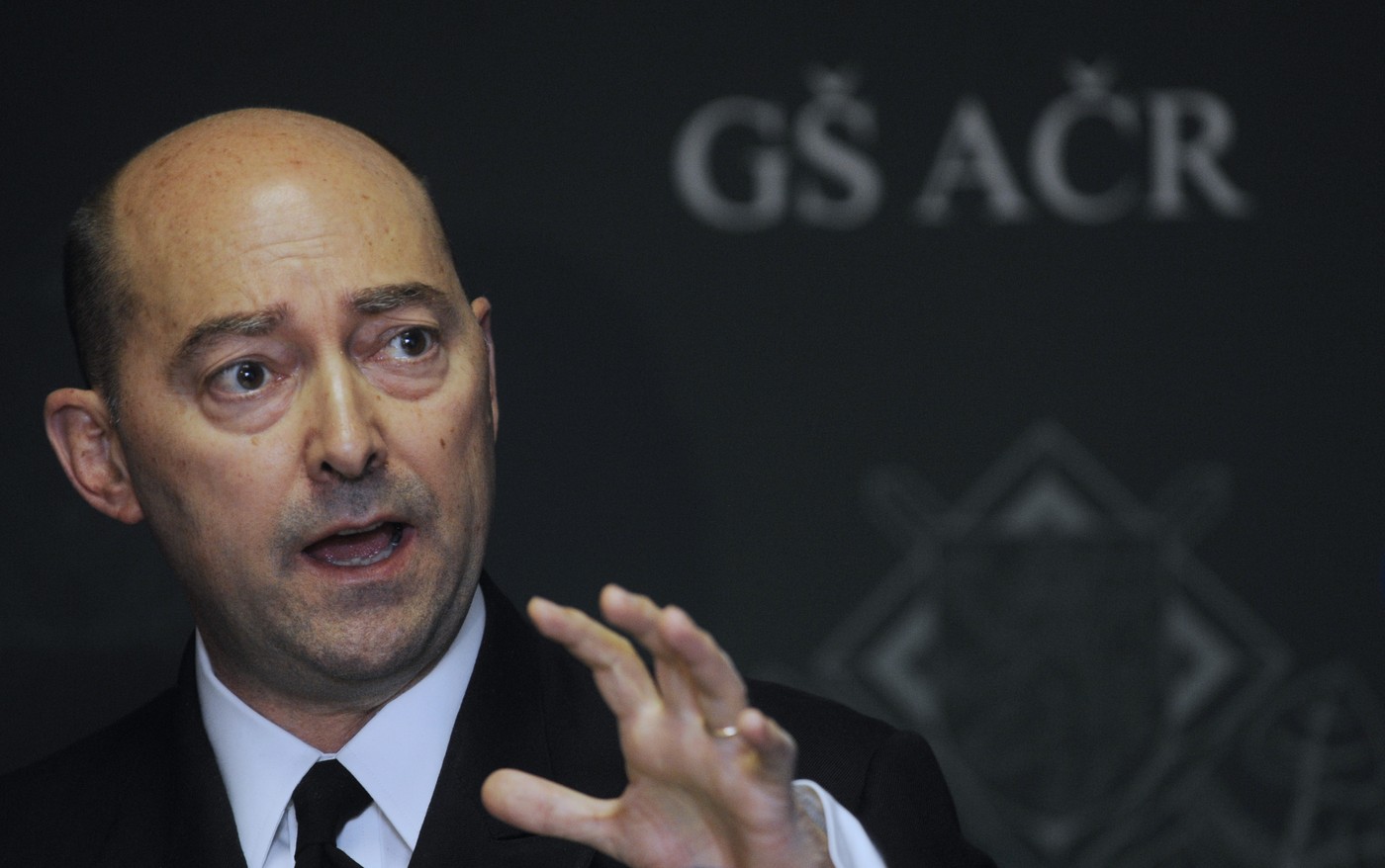 Un fost comandant suprem al forţelor NATO în Europa anticipează sfârşitul Alianței: „La Moscova se desfac sticlele de vodcă”