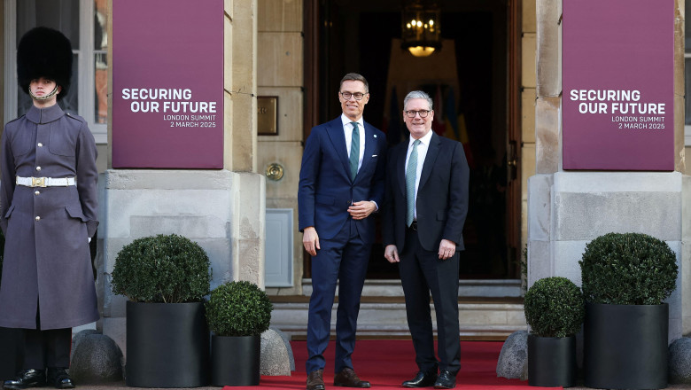 Prime Minister Sir Keir Starmer (right) welcomes Finland's President Alexander Stubb to Lancaster House, London, for a European leaders' summit on the situation in Ukraine. Picture date: Sunday March 2, 2025.