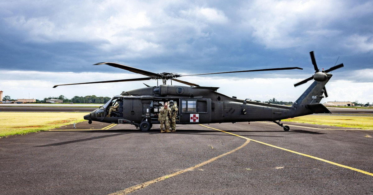 Cehii au strâns bani pentru achiziționarea unui elicopter Black Hawk pentru Ucraina. Un cadou pentru Putin|EpicNews