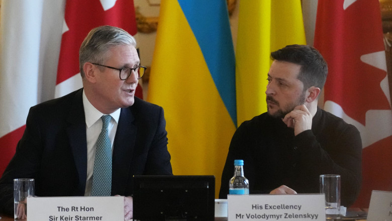 Keir Starmer si Volodimir Zelenski