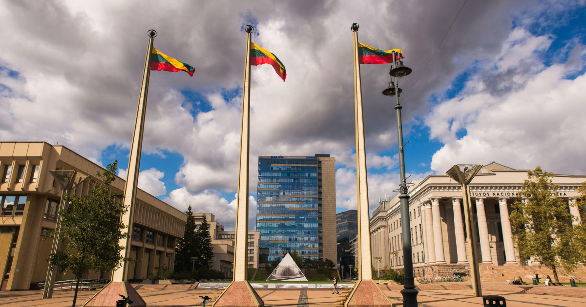Serviciile militare ruse se află în spatele incendierii unui magazin de mobilă din Lituania, acuză serviciile secrete de la Vilnius|EpicNews