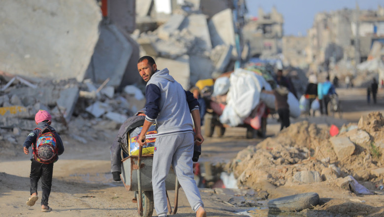 Palestinians in Gaza Strip flee to safer areas following Israeli attacks