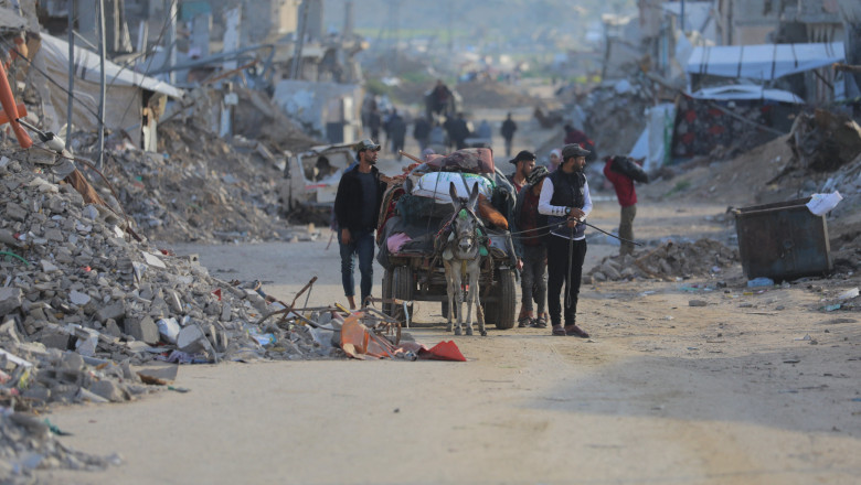 Palestinians in Gaza Strip flee to safer areas following Israeli attacks