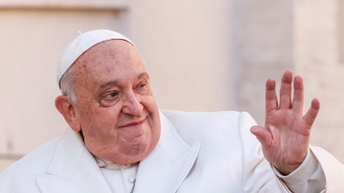 Pope,Francis,Waves,To,The,Faithful,As,He,Arrives,For