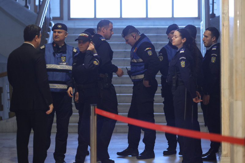 BUCURESTI - ALEGERI 2025 - CCR SEDINTA - 11 MAR 2025