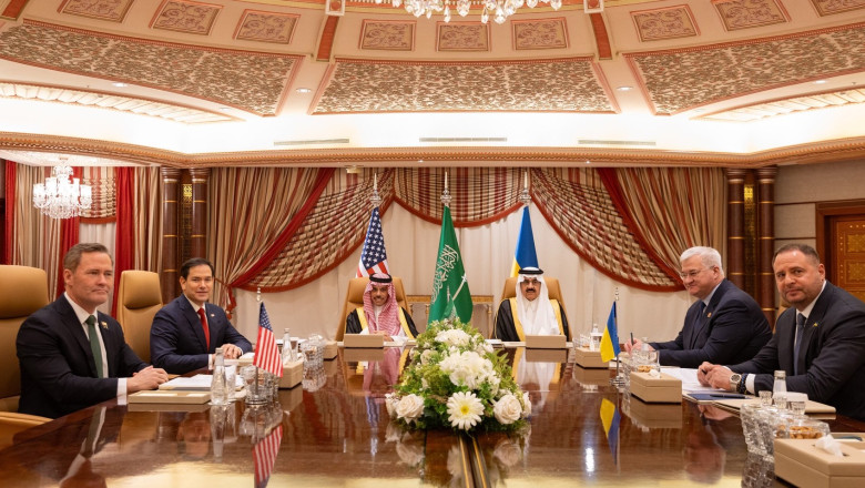 US Secretary of State Marco Rubio (2nd L), US National Security Advisor Mike Waltz (L), Ukrainian Foreign Minister Andrii Sybiha (3rd R), Ukrainian Head of Presidential Office Andriy Yermak (2nd R), and Ukrainian Minister of Defense Rustem Umerovto (R) hold a meeting in Jeddah in the presence of Saudi Foreign Minister Faisal bin Farhan (3L) and National Security Advisor Mosaad bin Mohammad al-Aiban (C) in Jeddah, Saudi Arabia, on March 11, 2025.
